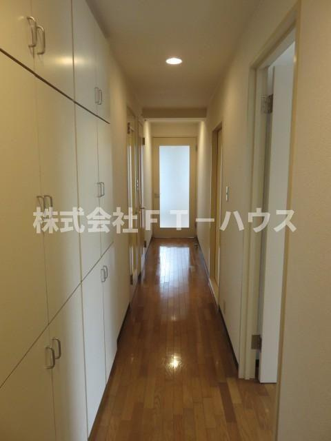 ＴＳハイム市川の玄関