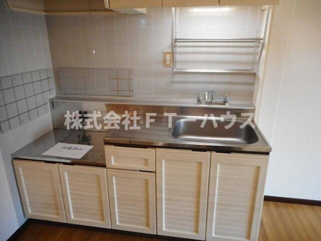 ファミール本八幡のキッチン