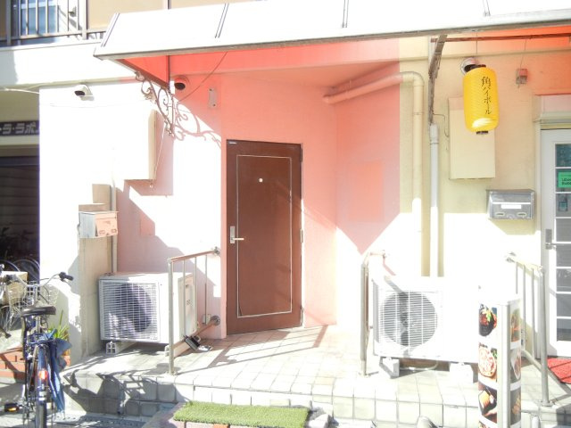 フローララポルテの玄関