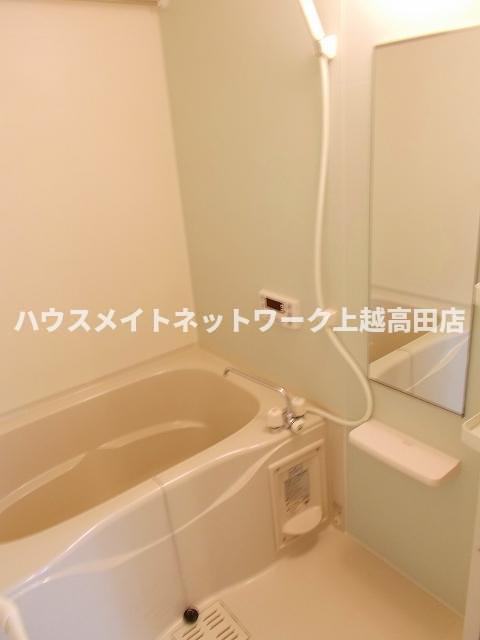 カーサ　アヴェニーレⅡの浴室|追焚機能付