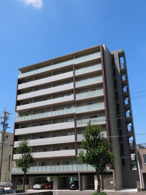 ルーエ金山の外観