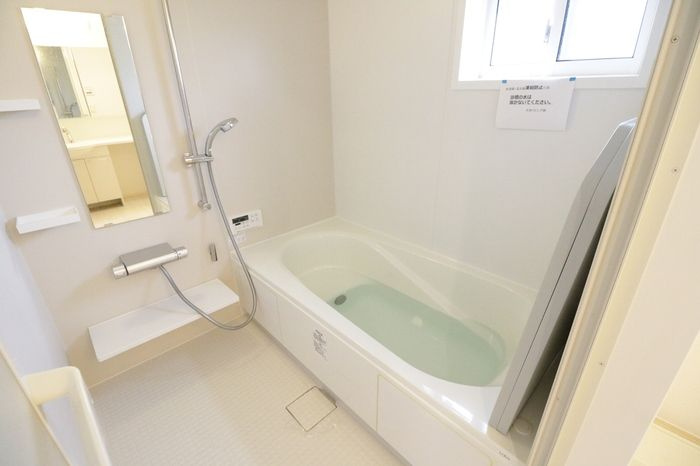D-roomアスカの浴室