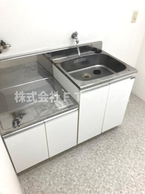セブンストーンビルのキッチン