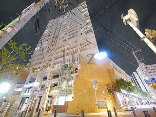ザスカイクルーズタワーの外観