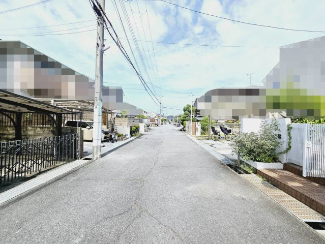 狩場台４丁目土地の前面道路含む現地写真|北側道路