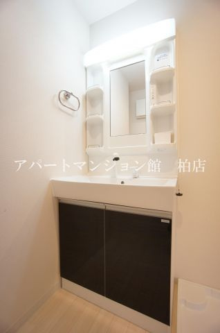 Serena Gardenの独立洗面台