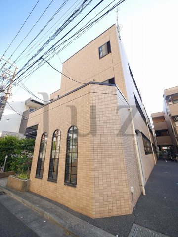ラティーダ下並木の外観