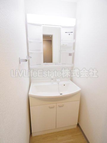 ファミーユ柳沢の洗面所