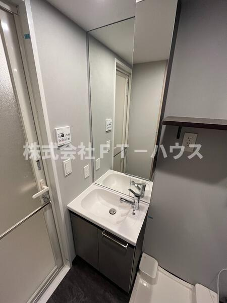 アーバンパーク西船橋の独立洗面台