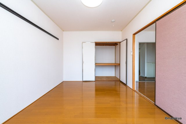 サンロード小山の居間・リビング