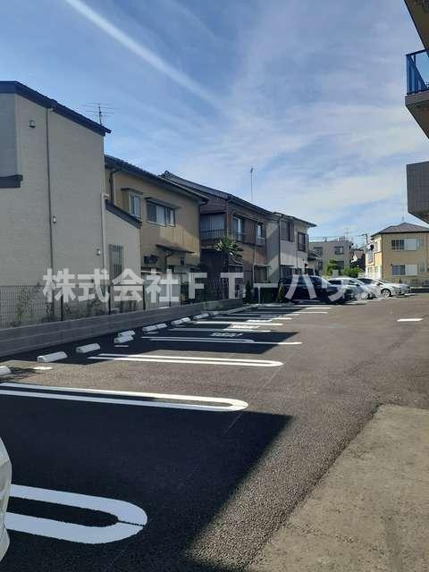 マリーナコートの駐車場|駐車場