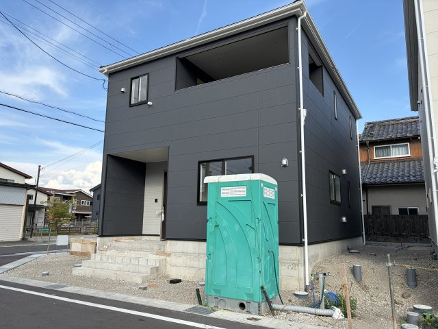 東近江市中野町の外観