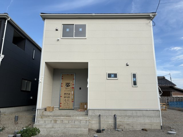 東近江市中野町の外観