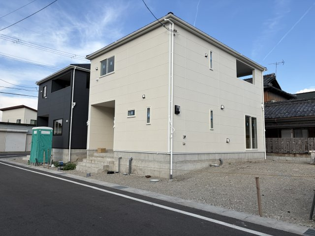 東近江市中野町の外観
