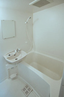 バス・トイレ別です