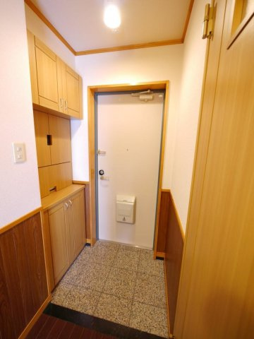 神栖市大野原４丁目の賃貸マンションの玄関