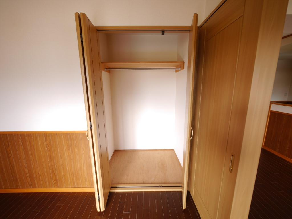 神栖市大野原４丁目の賃貸マンションの収納