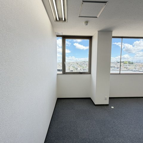 樟葉ビルの内装