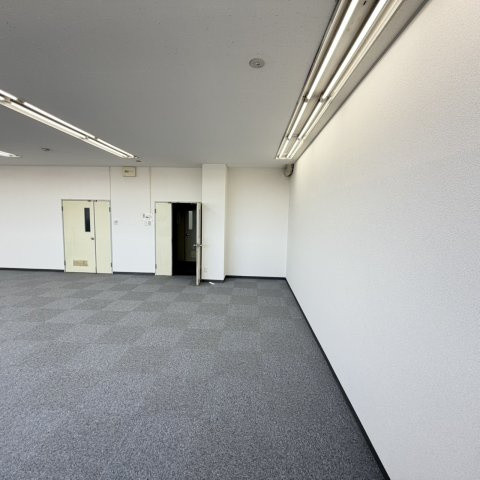 樟葉ビルの内装