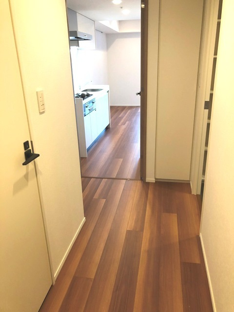 パークナードフィット南青山Ｇａｒｄｅｎの玄関|※写真は同タイプ住戸です。