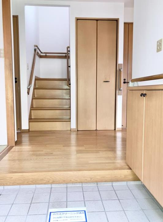 横川町戸建のロビー