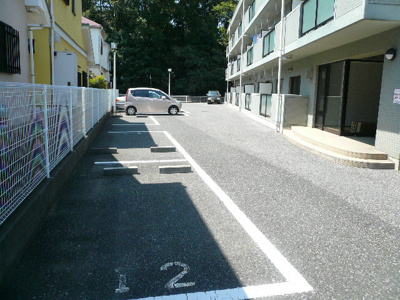 【空要確認】敷地内駐車場となります
