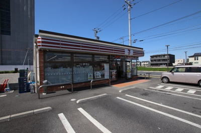 セブンイレブン袖ヶ浦駅北口店まで400ｍ