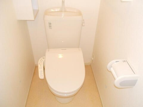 アンジュ．Ｋのトイレ