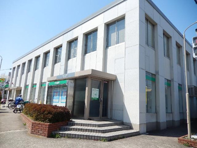 【周辺】 | オスマント　ガーデン | りそな銀行東大和支店まで667ｍ