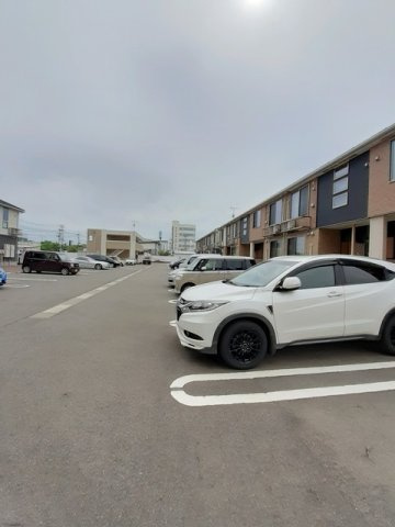 ウェルタウンⅠの駐車場