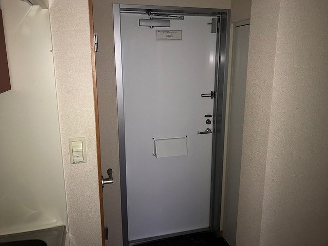 レオネクスト桜木の玄関