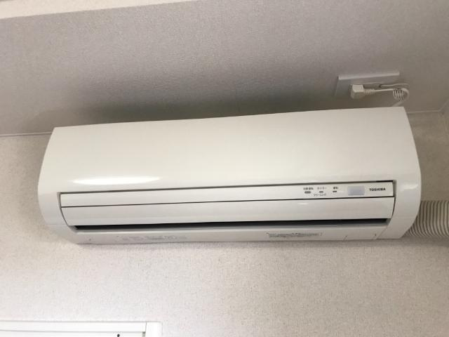 プチメゾン辰の設備|エアコン