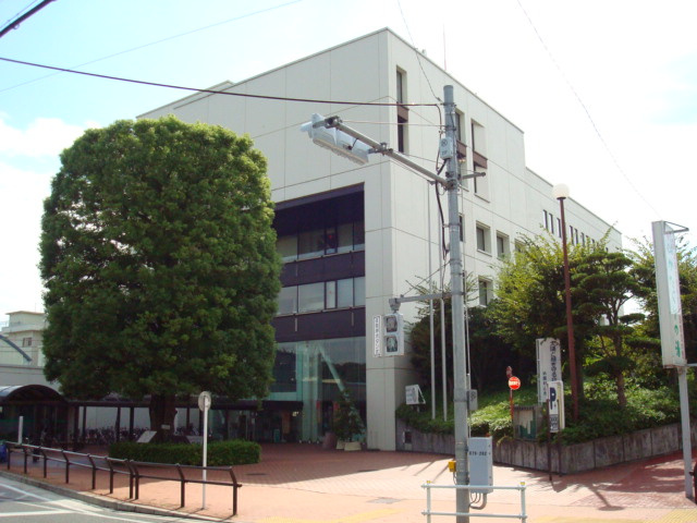 プリムベールⅢの周辺|武蔵村山市役所まで370ｍ