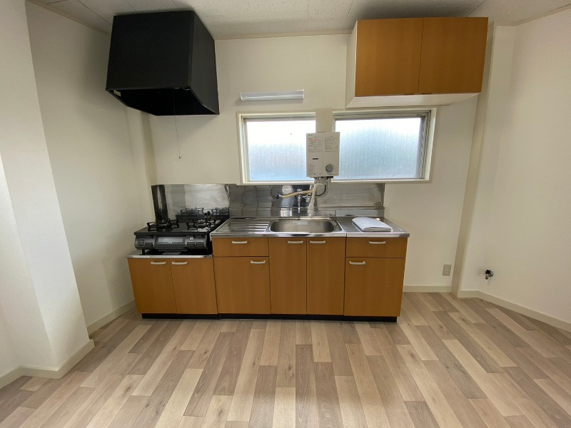 松戸市二十世紀が丘梨元町の賃貸マンションのキッチン