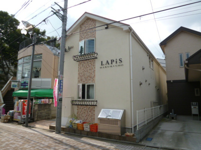 ★親しみやすい落ち着いた商店街の一角に立地・買物便利★