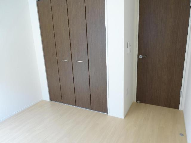 Ｅ・Ｍグローリアの内装|洋室４．８帖