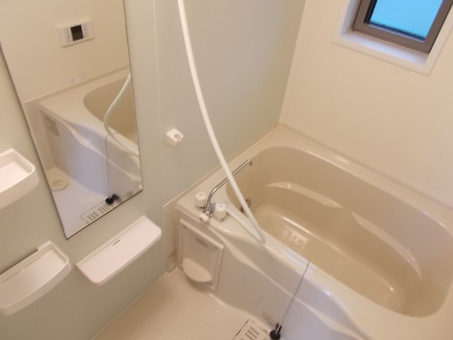 ファーストスクエアの浴室