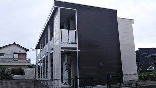 レオパレスシャルマンの外観