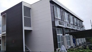 レオパレスシャルマンの外観