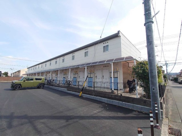 レオパレス良の外観