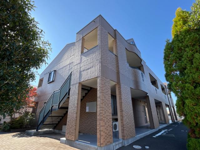 エンスィートプリュー（Ensuite Plus）の外観|外観写真（昼）