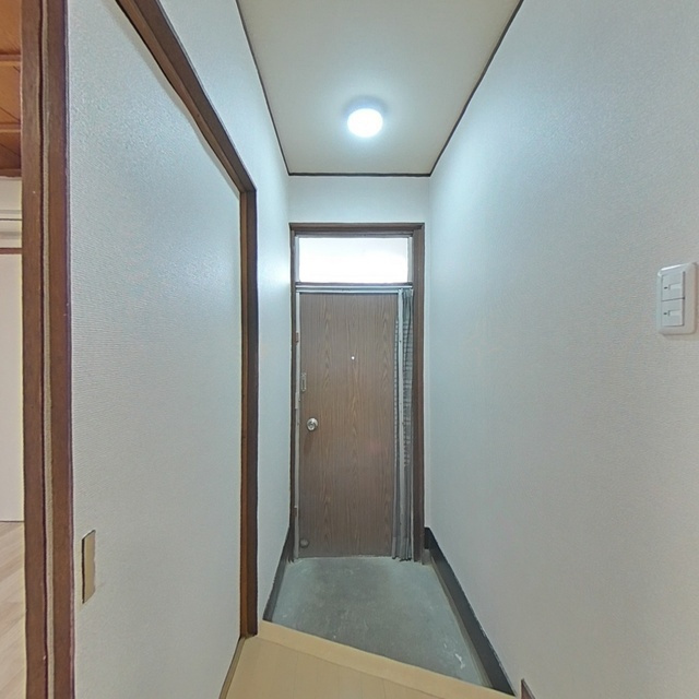 岐阜市三田洞東３丁目の一戸建ての玄関