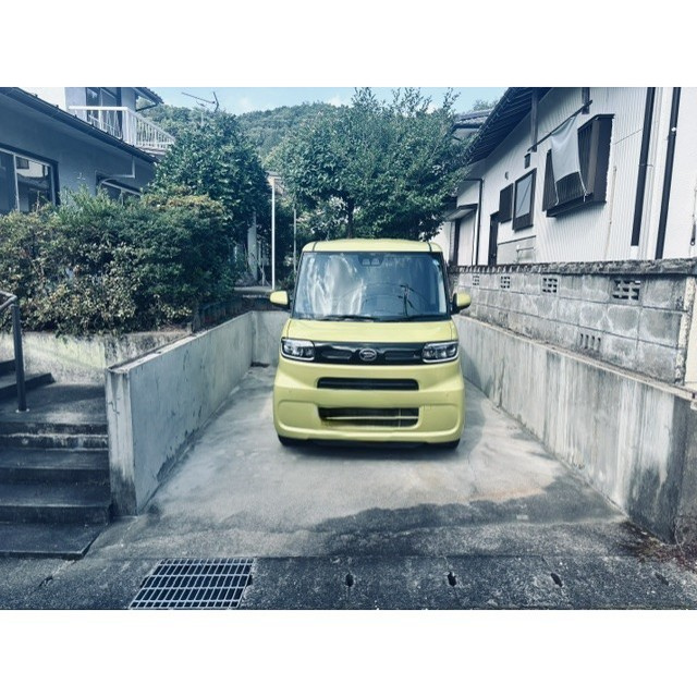 岐阜市三田洞東３丁目の一戸建ての駐車場