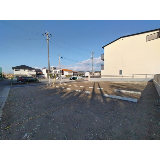 岐阜市豊岡町の駐車場の駐車場