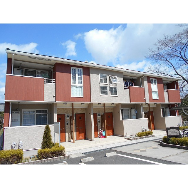 各務原市川島松原町のアパートの外観