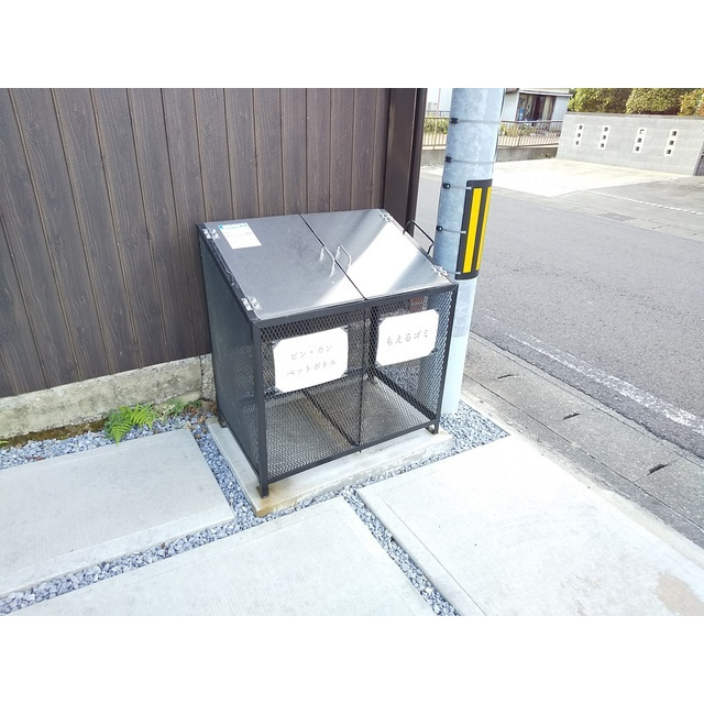 岐阜市長森細畑のアパートのその他