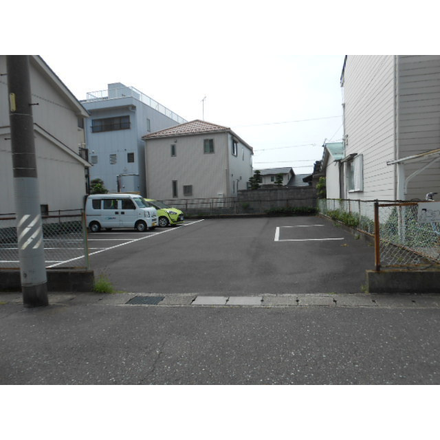 岐阜市早苗町５丁目の駐車場の外観