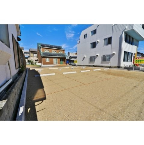 本荘西1丁目１４２番駐車場の駐車場