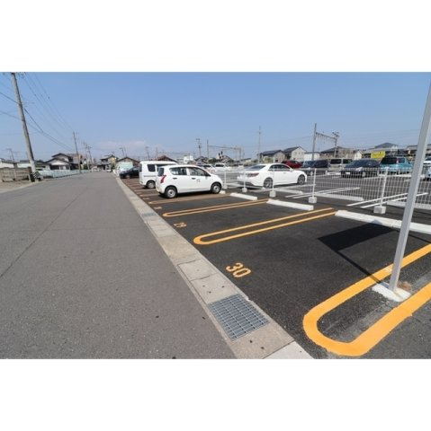 市橋５丁目不動産ニュース駐車場の駐車場