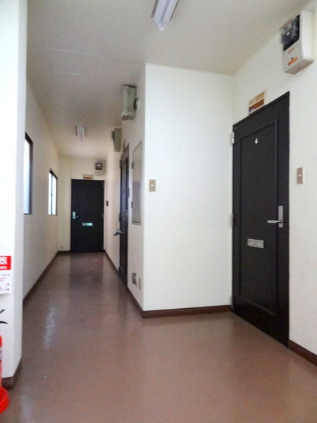 谷口ハイツのエントランス|★共用廊下部分★